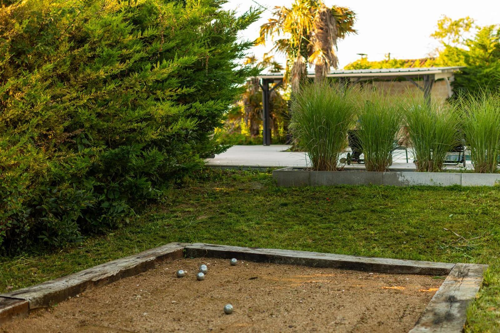 Villa Au Petit Bonheur Avec Clim - Hameau Au Calme - Piscine Chauffee - Petanque Moncrabeau Exterior photo